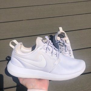 Nike Roshe 2 size 6